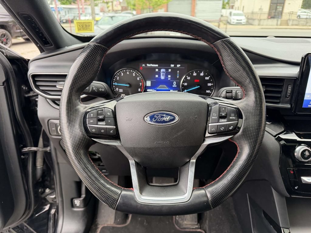 Used 2022 Ford Explorer ST-Line AWD/4WD image 27
