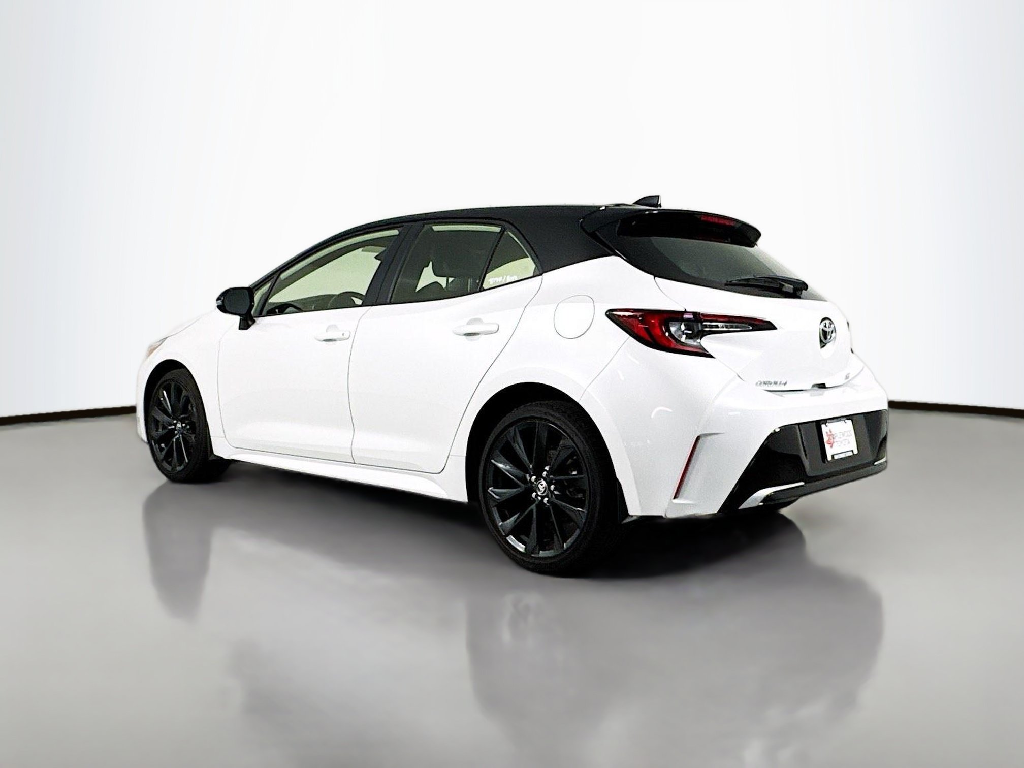 Certified 2024 Toyota Corolla XSE FWD image 5