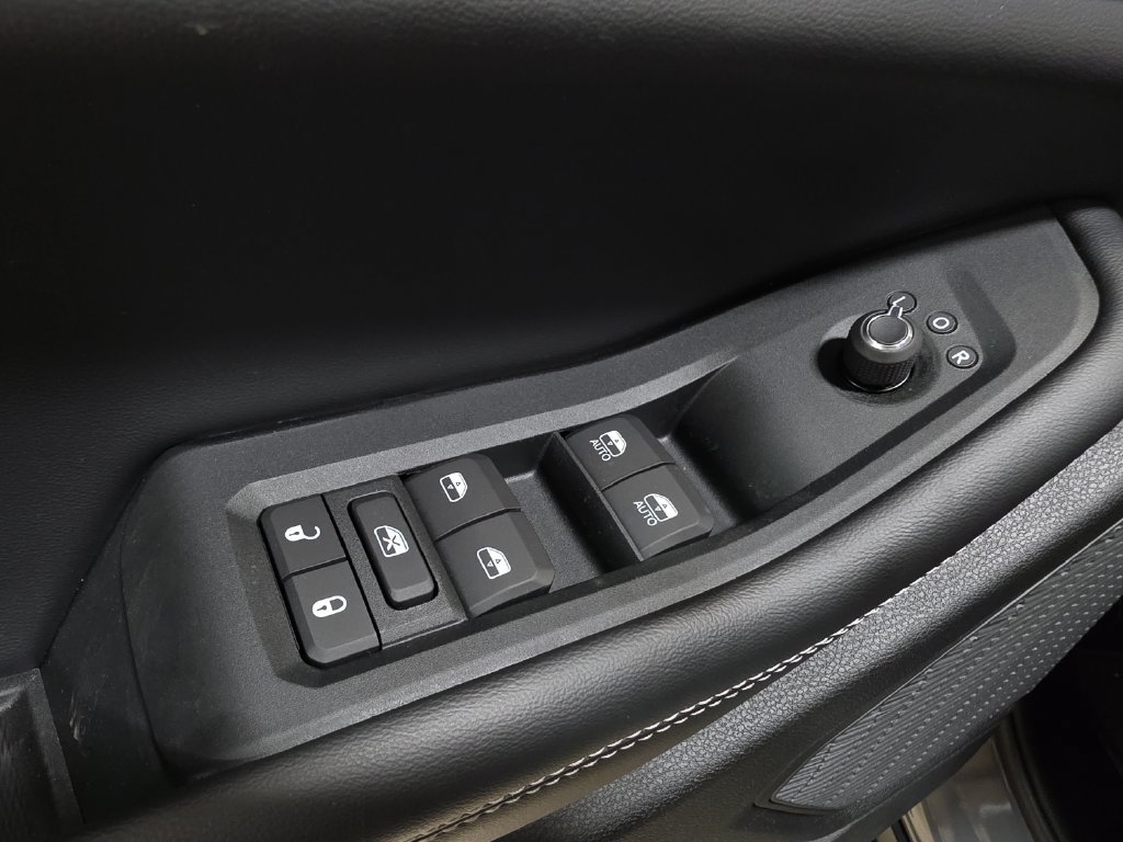 New 2027 Jeep Grand Cherokee 4WD image 13