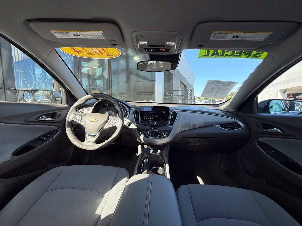 Used 2024 Chevrolet Malibu LT FWD image 18
