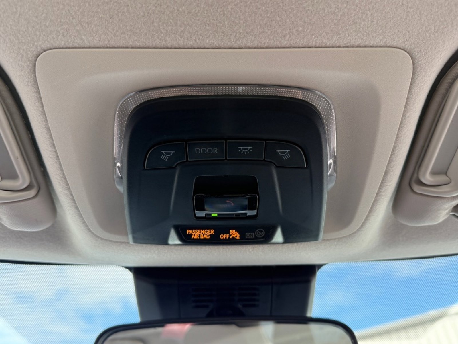 Used 2024 Toyota Corolla LE image 31