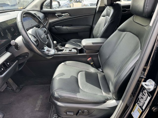 Used 2023 Kia Sportage EX FWD image 15
