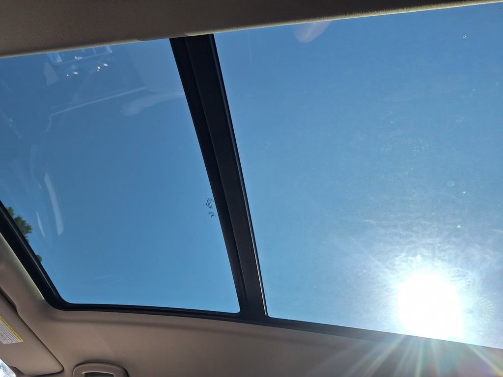 New 2025 Volkswagen Atlas SEL image 22