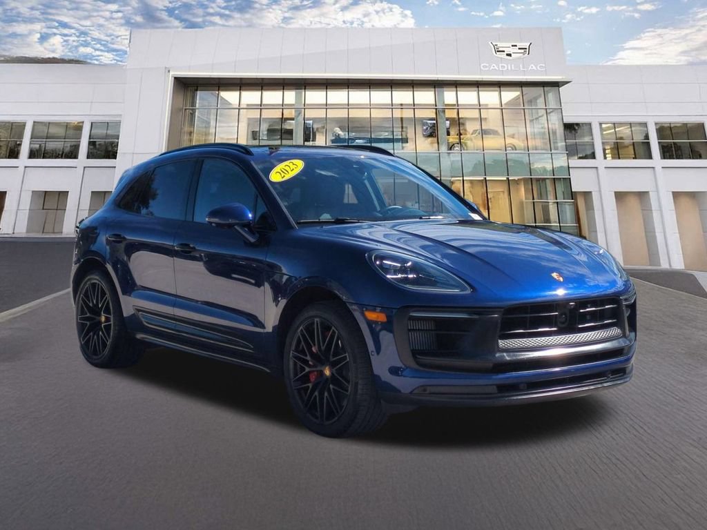 Used 2023 Porsche Macan GTS AWD/4WD image 3