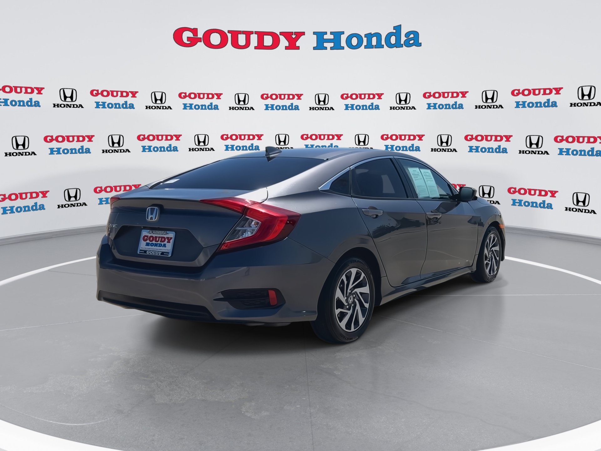 Used 2017 Honda Civic EX image 8