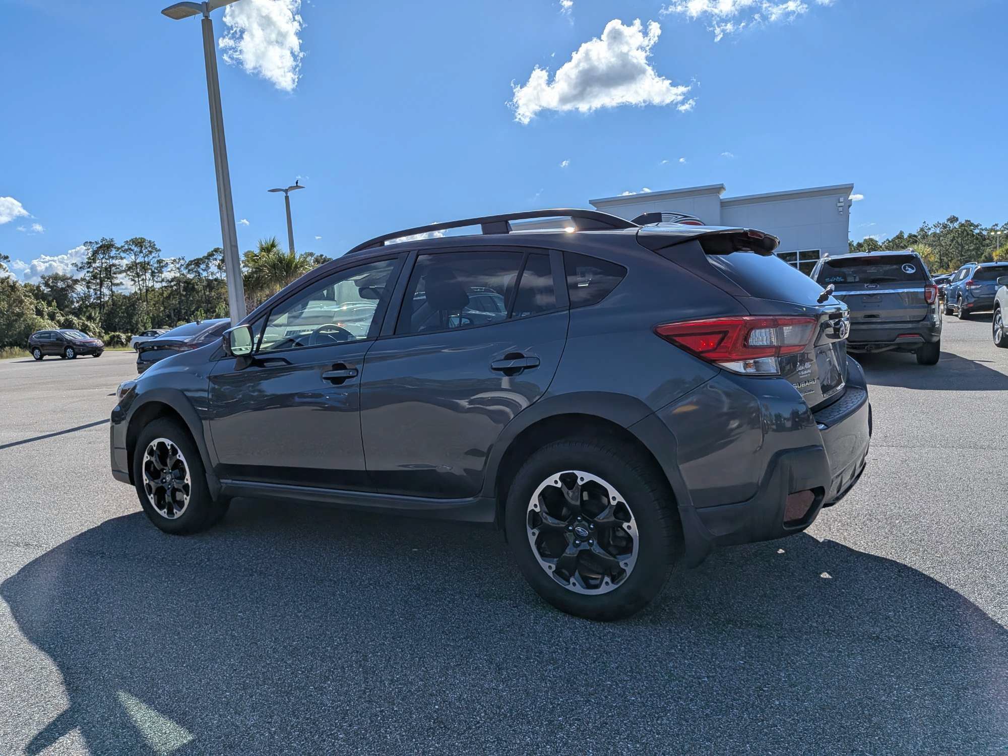 Used 2021 Subaru Crosstrek 2.0i Premium w/ Popular Package #2 AWD/4WD image 5