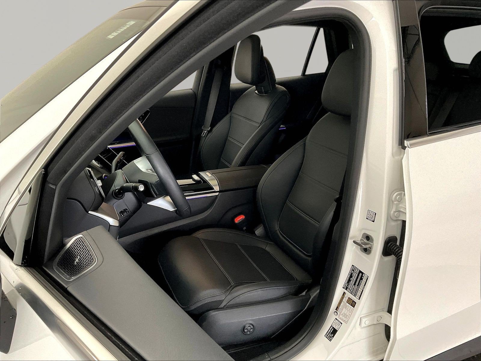 Used 2026 Mercedes-Benz GLC 300 4MATIC image 21