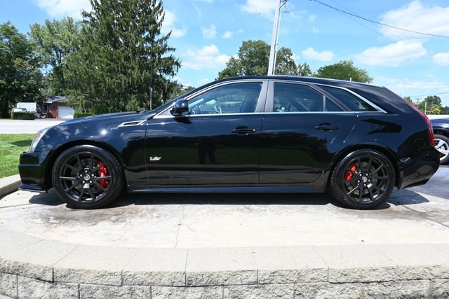 Used 2014 Cadillac CTS V RWD image 8