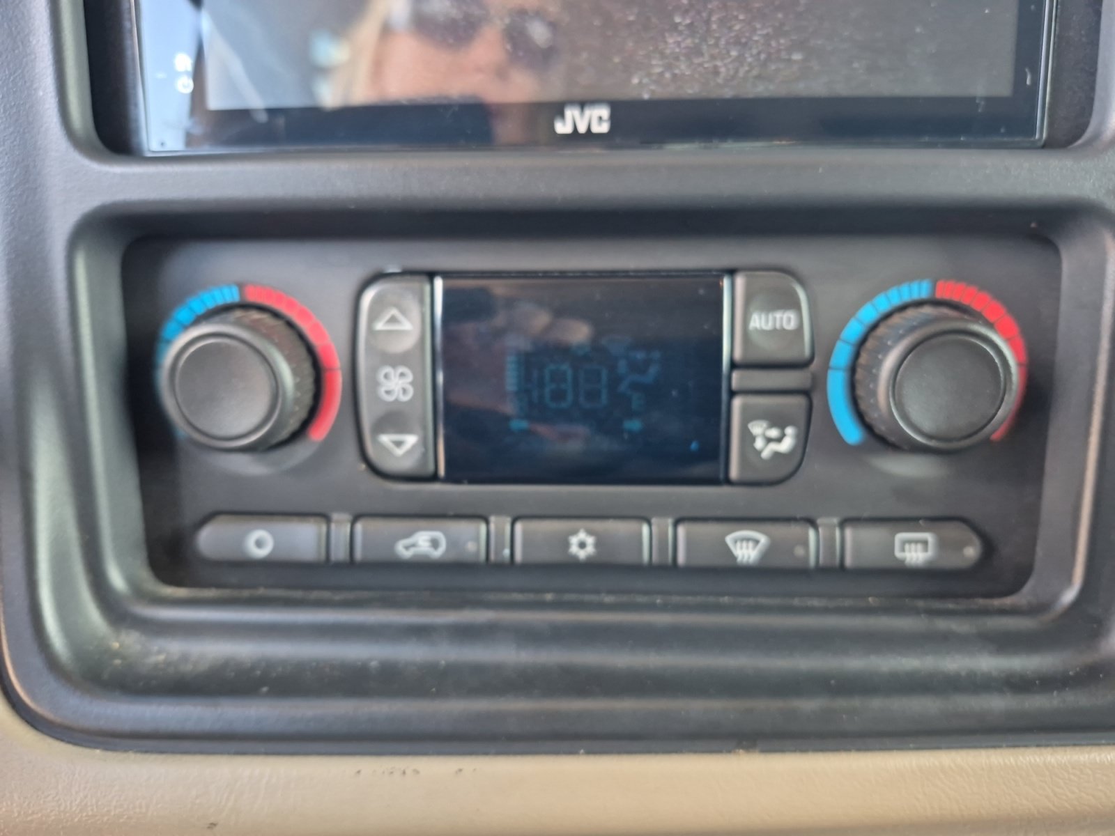 Used 2006 GMC Sierra 2500 SLT w/ Heavy-Duty Power Package AWD/4WD image 28