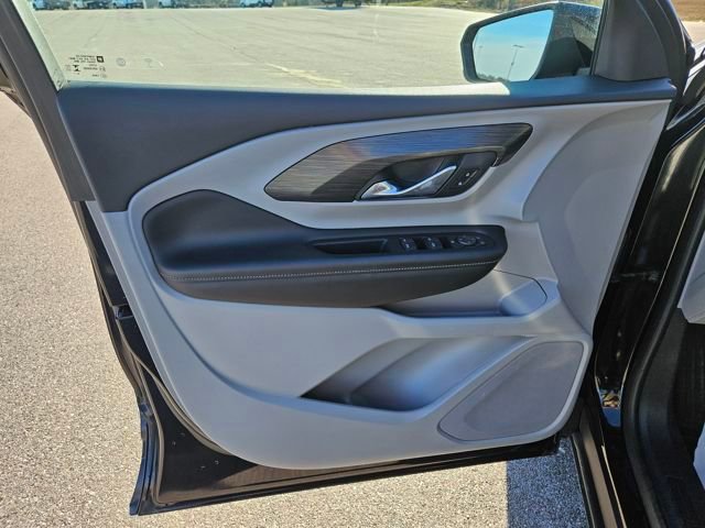 Used 2024 GMC Terrain SLE image 10