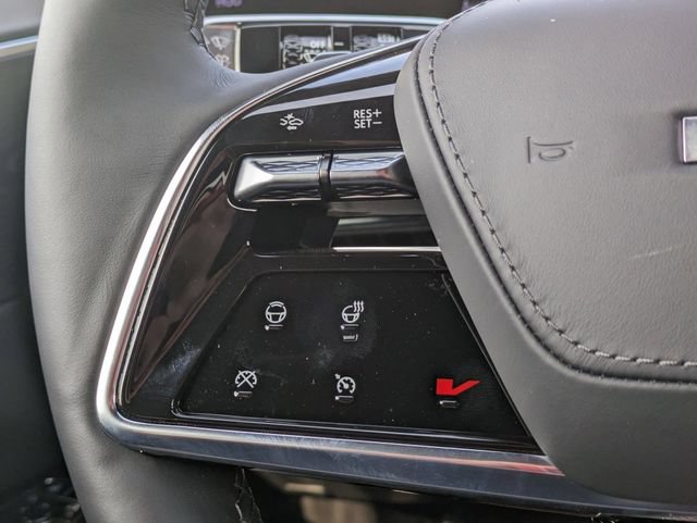 New 2026 Cadillac Lyriq V AWD/4WD image 11
