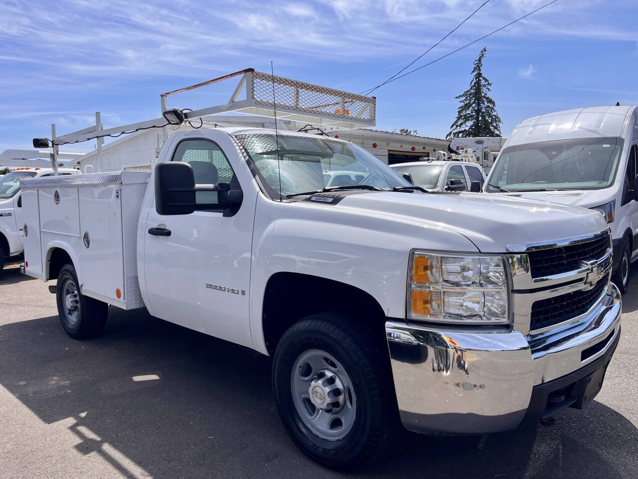 Used 2008 Chevrolet Silverado 2500 W/T RWD image 1
