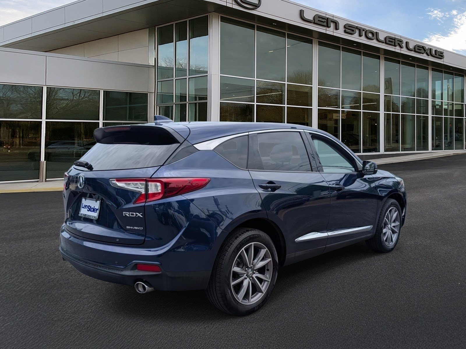 Used 2021 Acura RDX AWD w/ Technology Package image 3