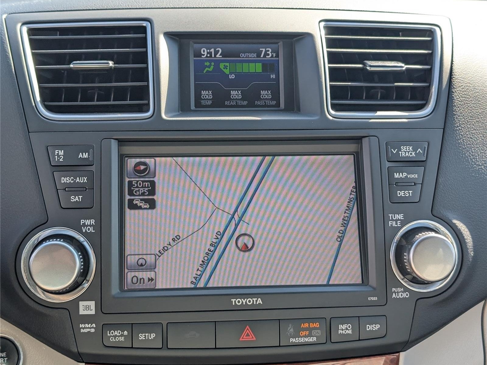 Used 2012 Toyota Highlander Limited w/ Tow Pkg AWD/4WD image 31