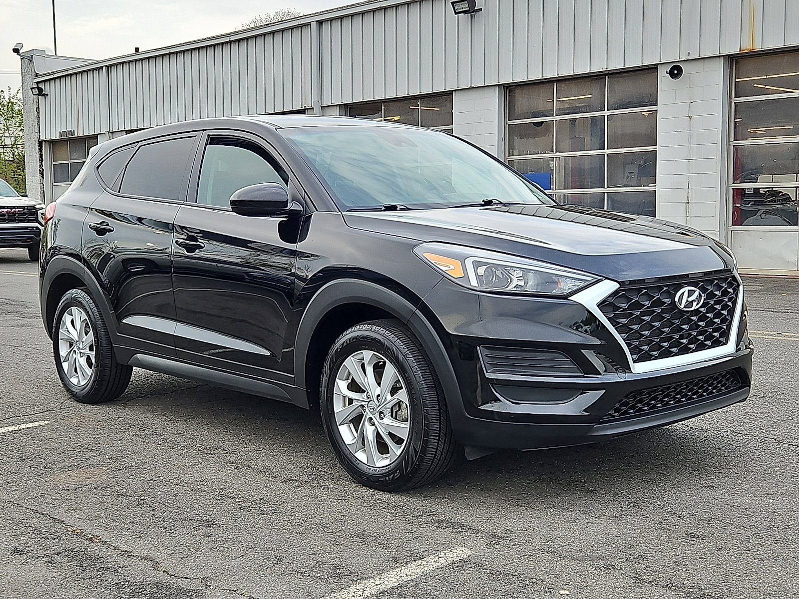 Used 2019 Hyundai Tucson SE AWD/4WD image 1