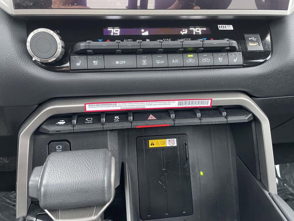 Used 2024 Toyota Tundra Limited image 42