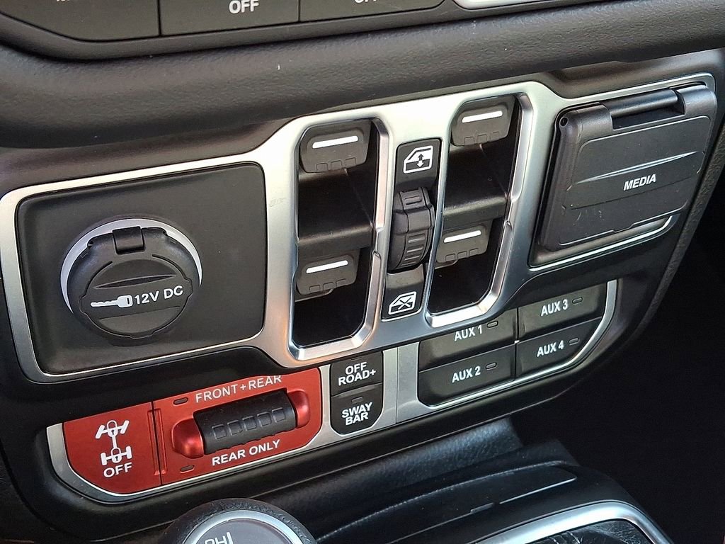 Used 2025 Jeep Wrangler Unlimited Rubicon image 25