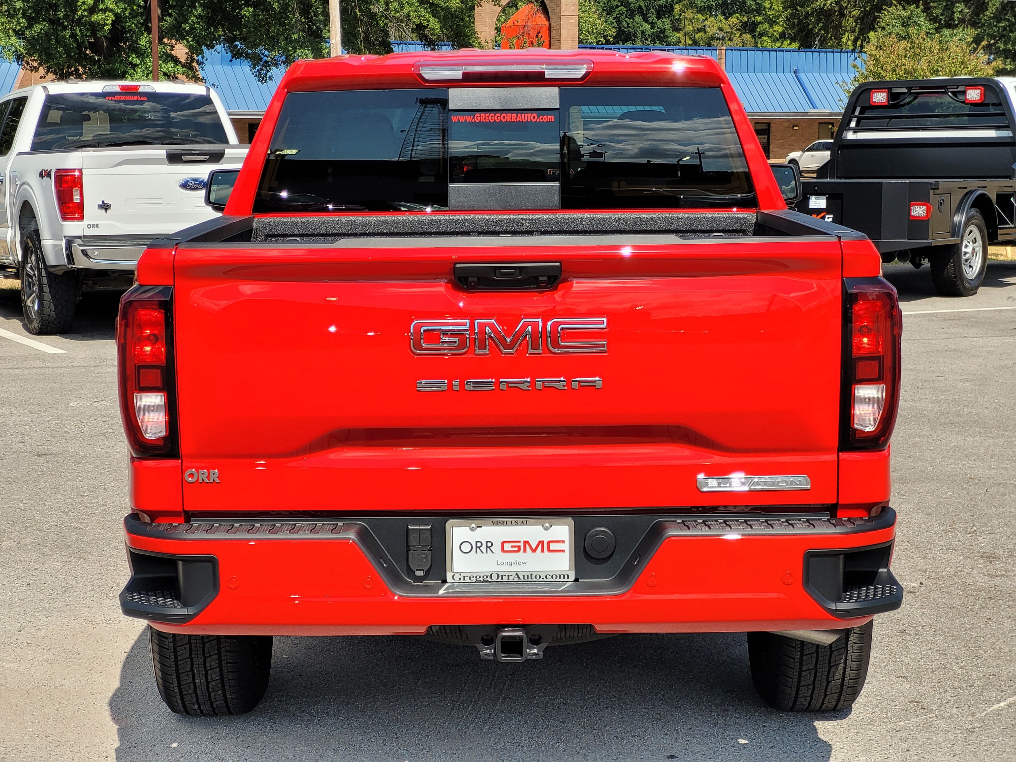 New 2026 GMC Sierra 1500 Elevation w/ Elevation Premium Package AWD/4WD image 5