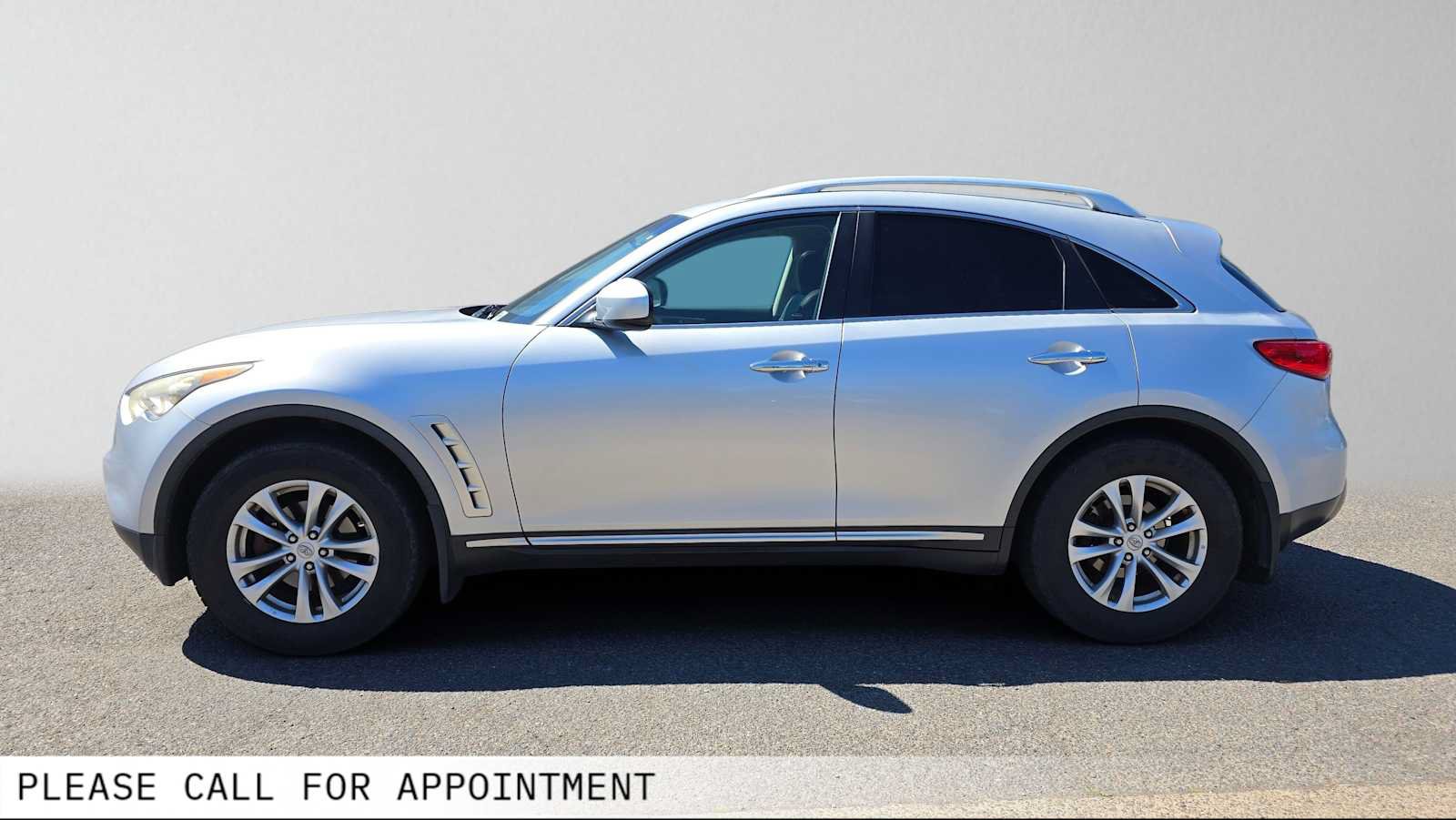 Used 2010 INFINITI FX35 AWD w/ Premium Pkg image 6