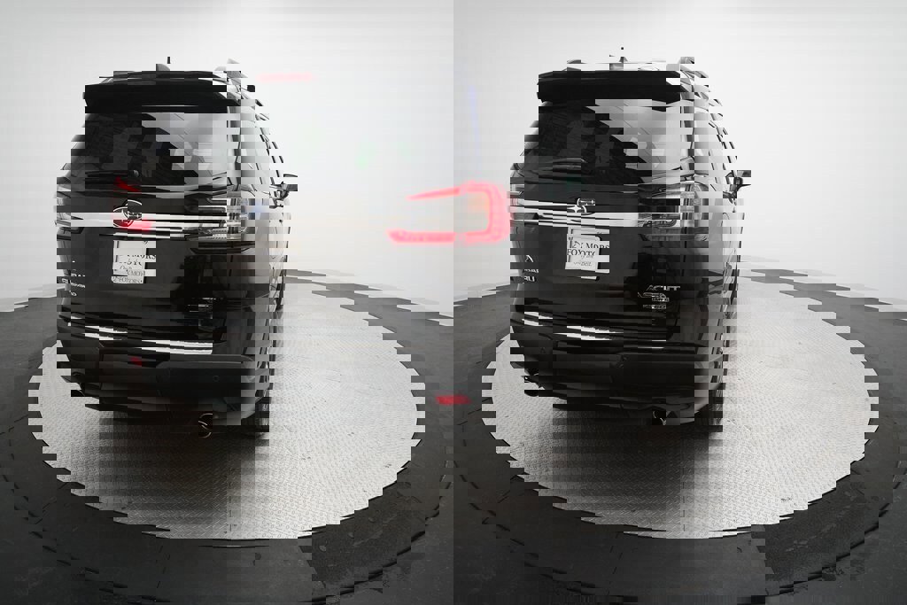 Certified 2024 Subaru Ascent Limited w/ Technology Package image 37