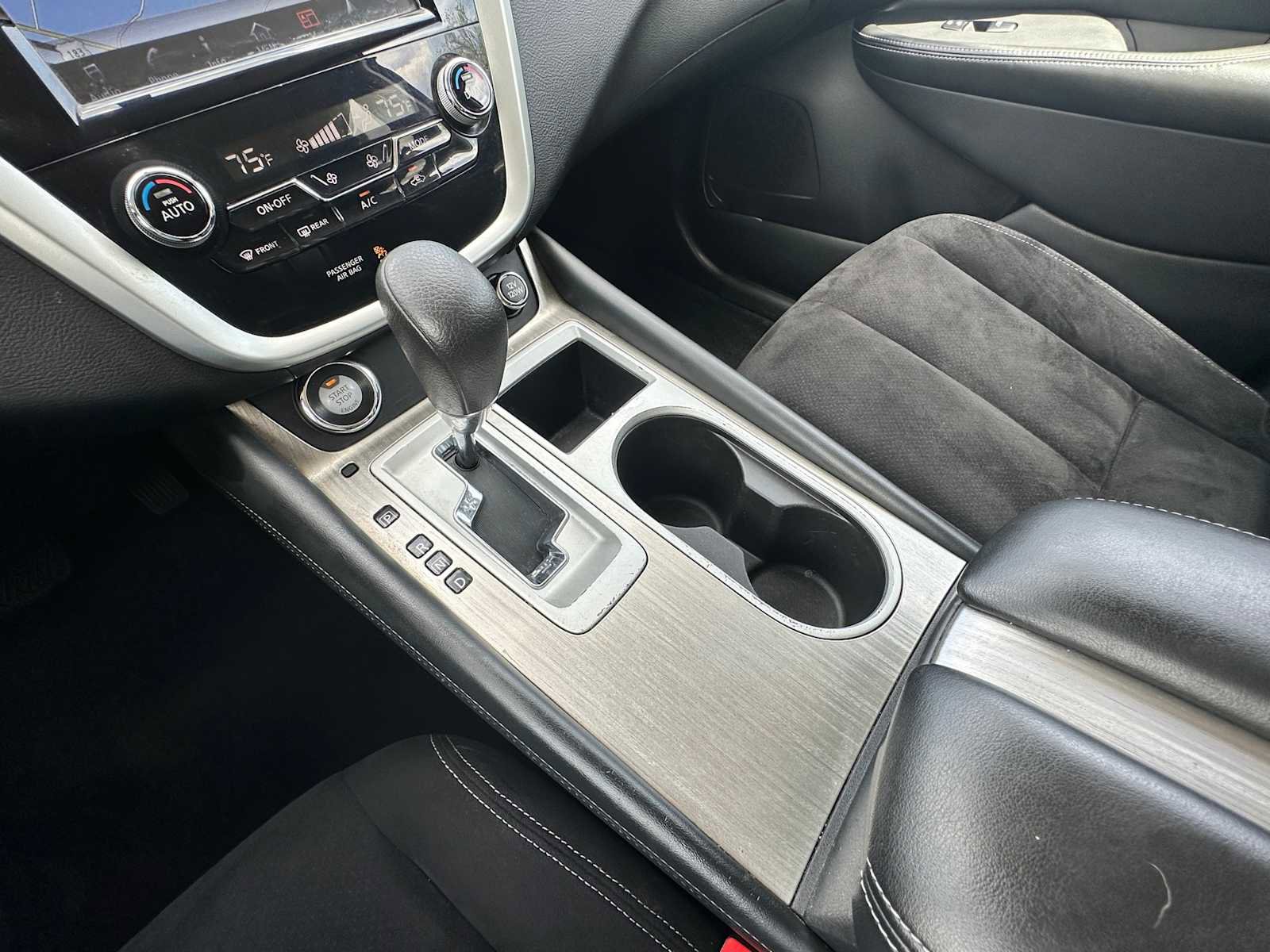 Used 2018 Nissan Murano S image 14