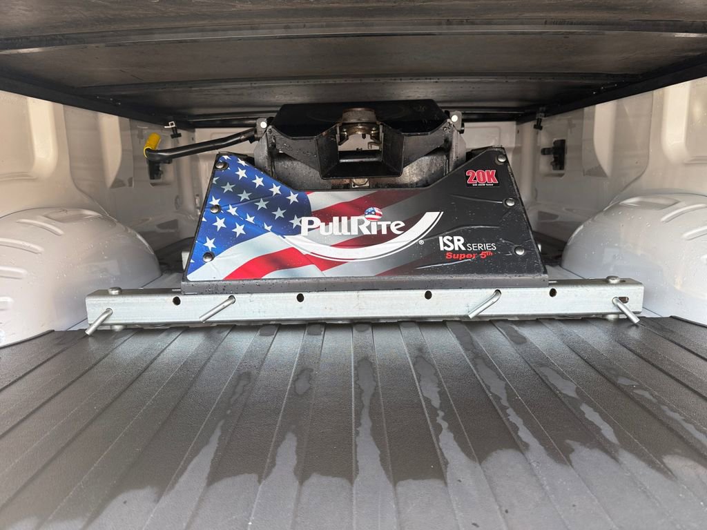 Used 2017 Ford F250 Lariat w/ Chrome Package image 16