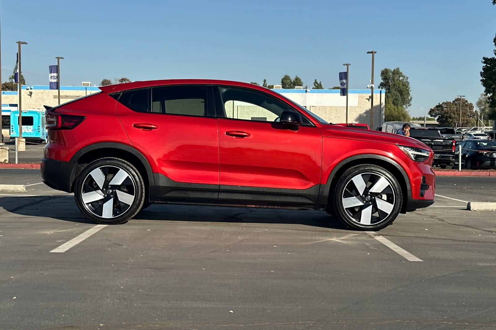 Used 2023 Volvo C40 P8 Recharge Ultimate AWD/4WD image 9