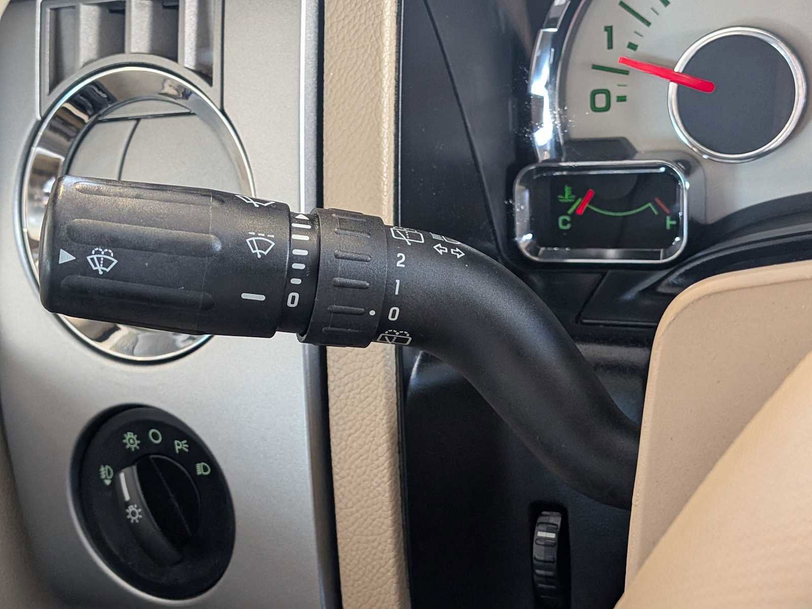 Used 2014 Ford Expedition XLT w/ Equipment Group 202A image 23