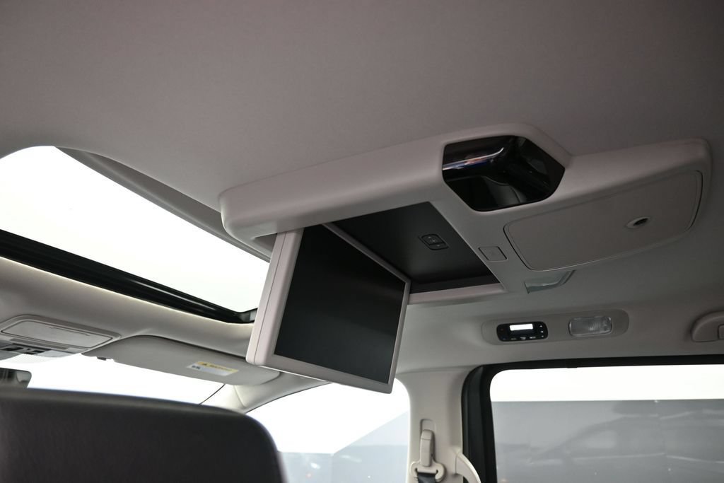 Certified 2026 Honda Odyssey Elite image 42