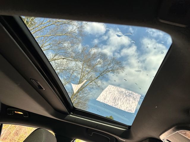 Used 2023 Dodge Charger SXT w/ Blacktop Special Edition image 17