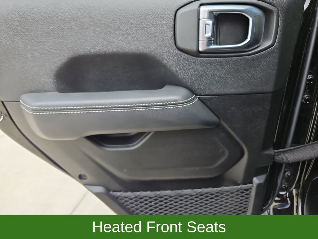 Used 2021 Jeep Wrangler Unlimited Sahara w/ Cold Weather Group image 28