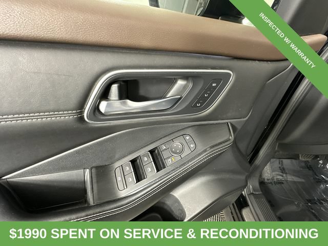 Used 2021 Nissan Rogue Platinum FWD image 22