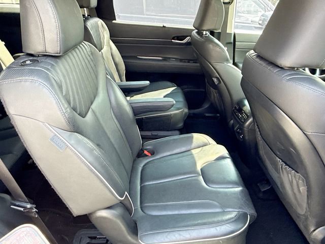Used 2023 Hyundai Palisade Limited AWD/4WD image 12