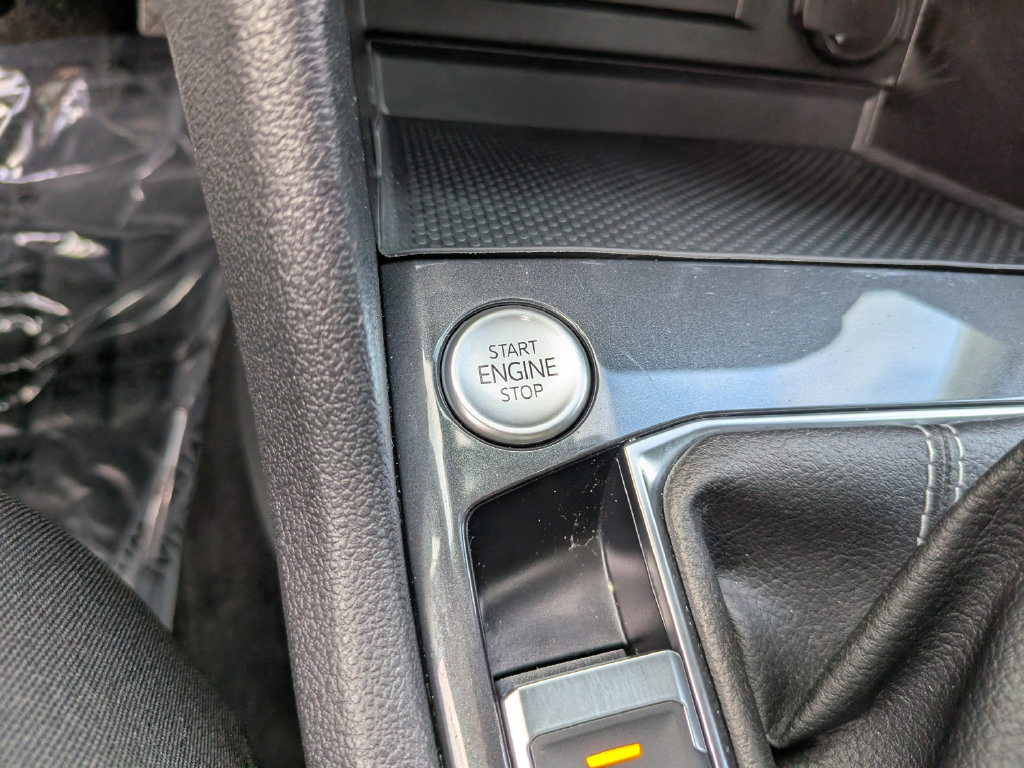 Certified 2024 Volkswagen Tiguan S FWD image 23