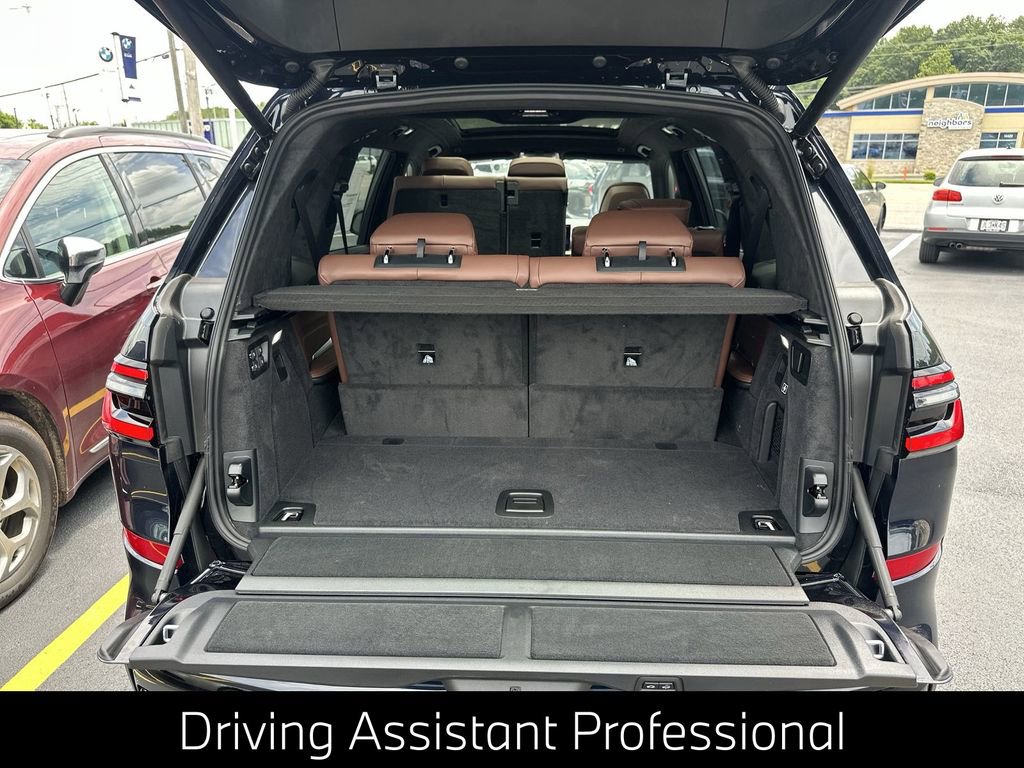 Certified 2026 BMW X7 xDrive40i w/ M Sport Package image 33