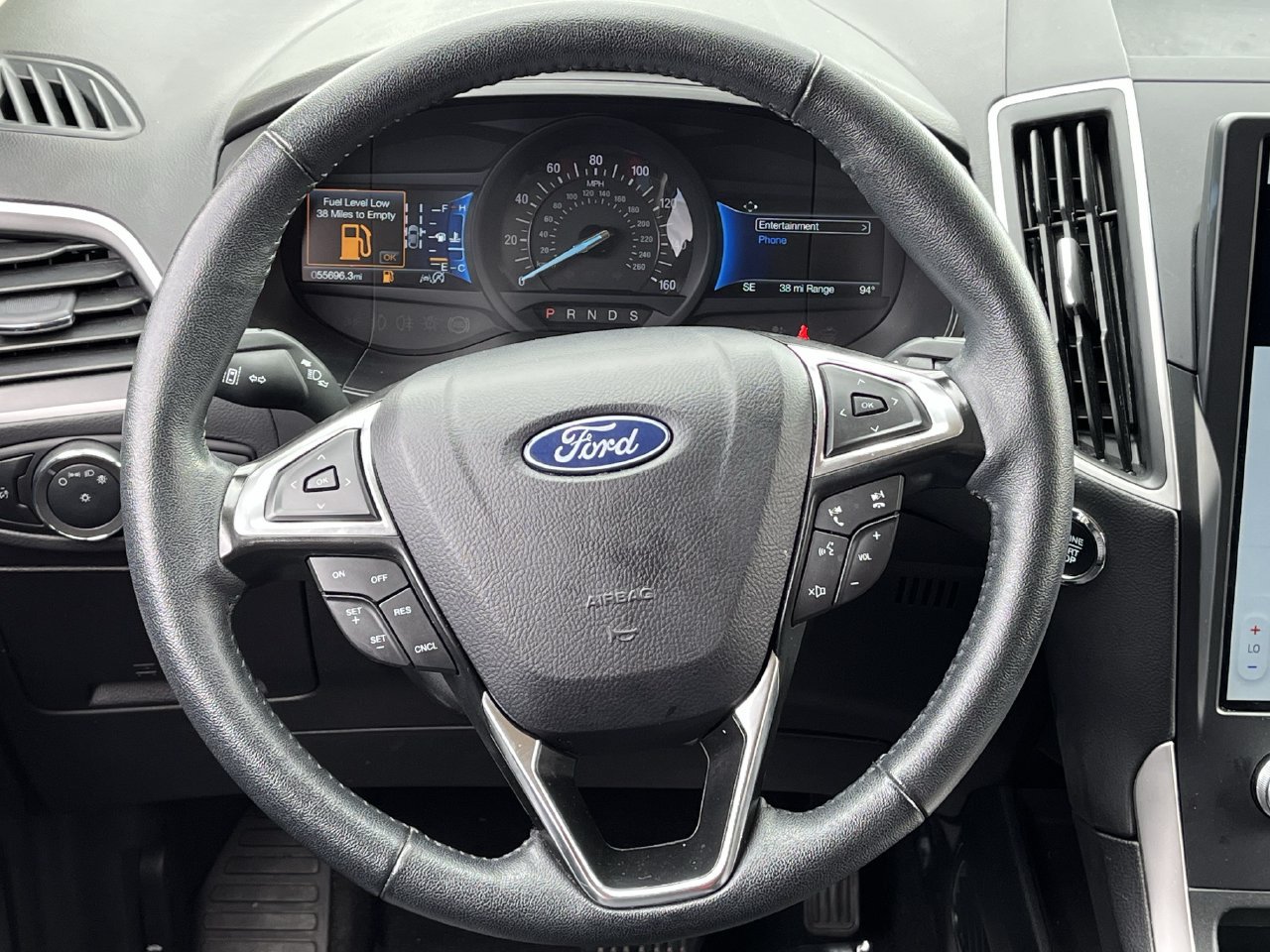 Used 2024 Ford Edge SEL AWD/4WD image 11