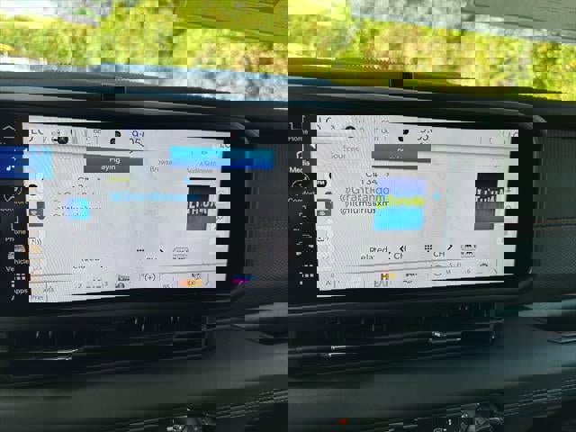 New 2025 Jeep Gladiator Rubicon w/ Convenience Group image 36