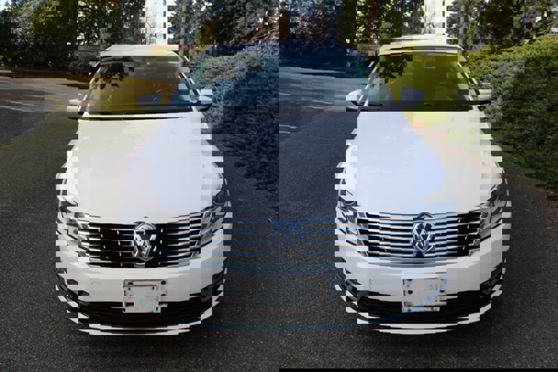 Used 2013 Volkswagen CC Sport Plus image 9