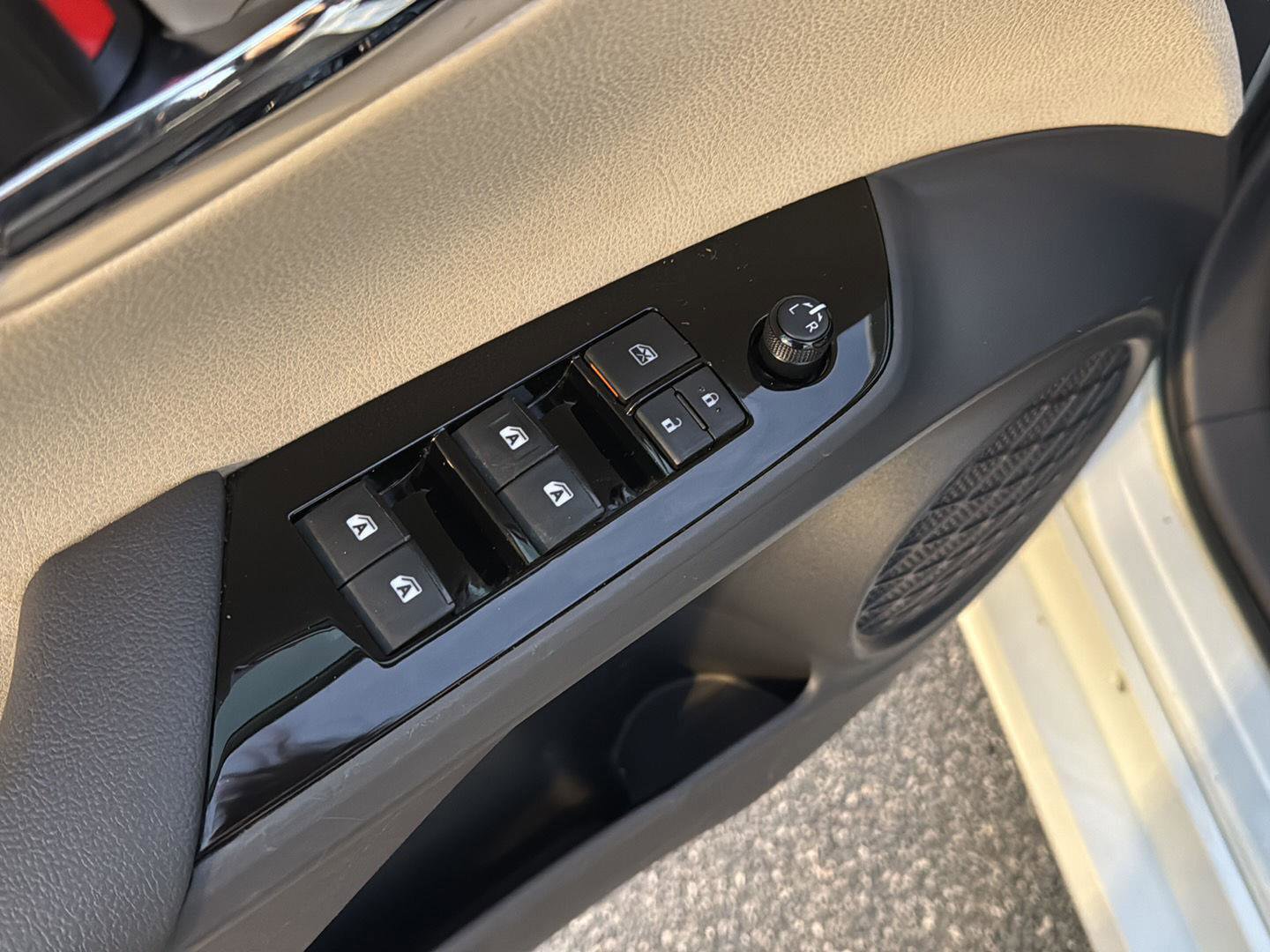 Used 2016 Toyota Prius Two image 26