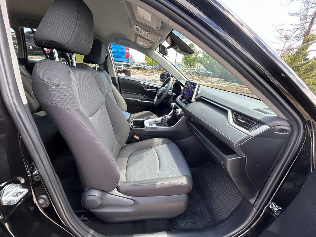 Used 2024 Toyota RAV4 AWD Hybrid image 30
