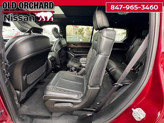Used 2021 Jeep Grand Cherokee L Summit w/ Advanced Protech Group IV AWD/4WD image 18