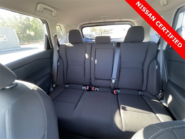 Certified 2025 Nissan Rogue S image 21