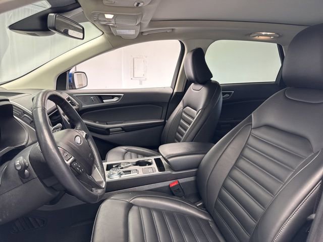 Used 2022 Ford Edge SEL w/ Convenience Package image 9