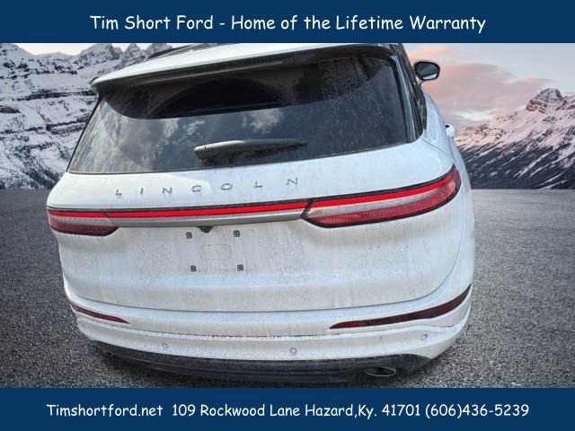 Used 2023 Lincoln Corsair Reserve w/ Equipment Group 201A AWD/4WD image 3