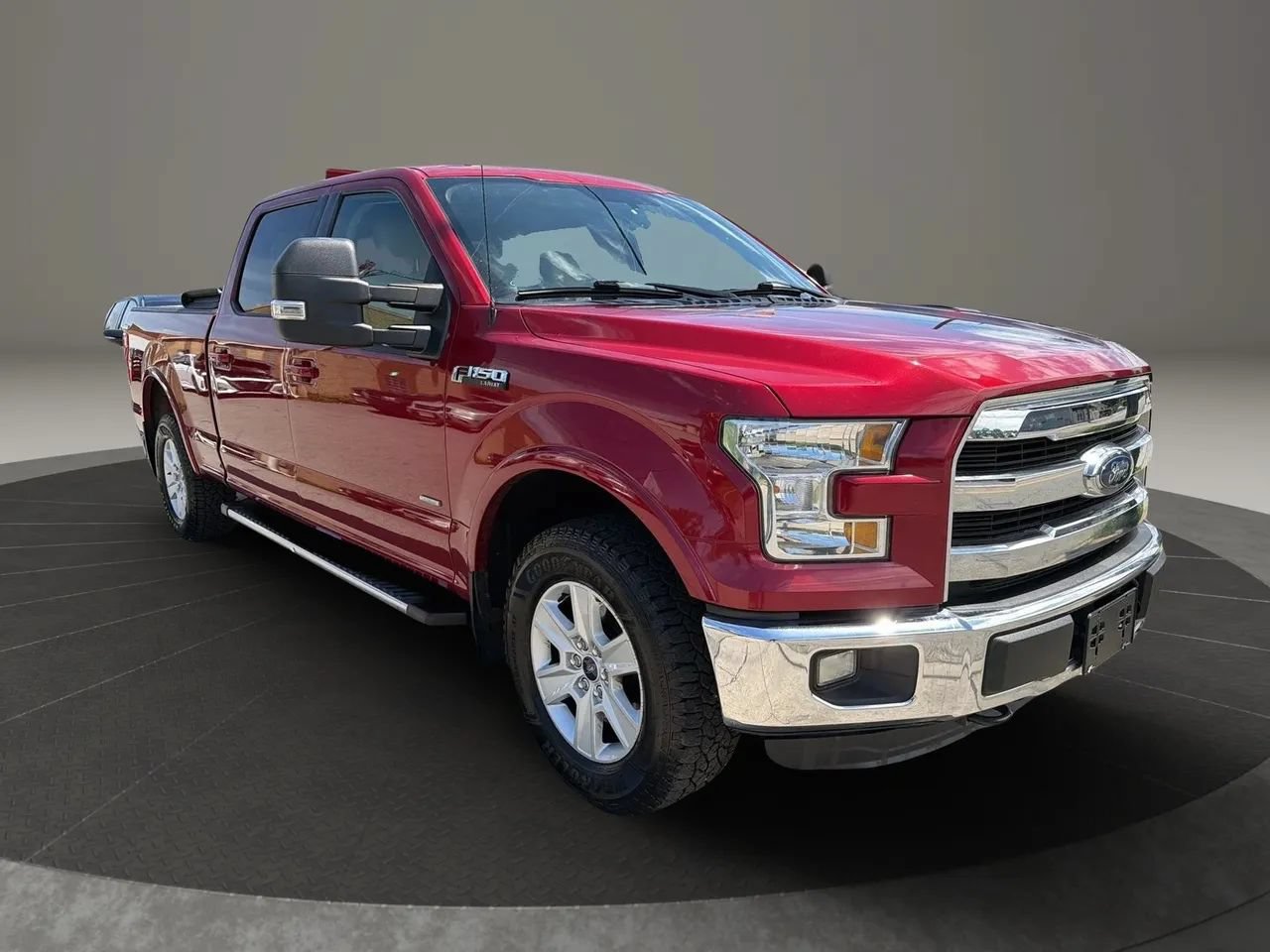 Used 2016 Ford F150 Lariat w/ Heavy-Duty Payload Package AWD/4WD image 3