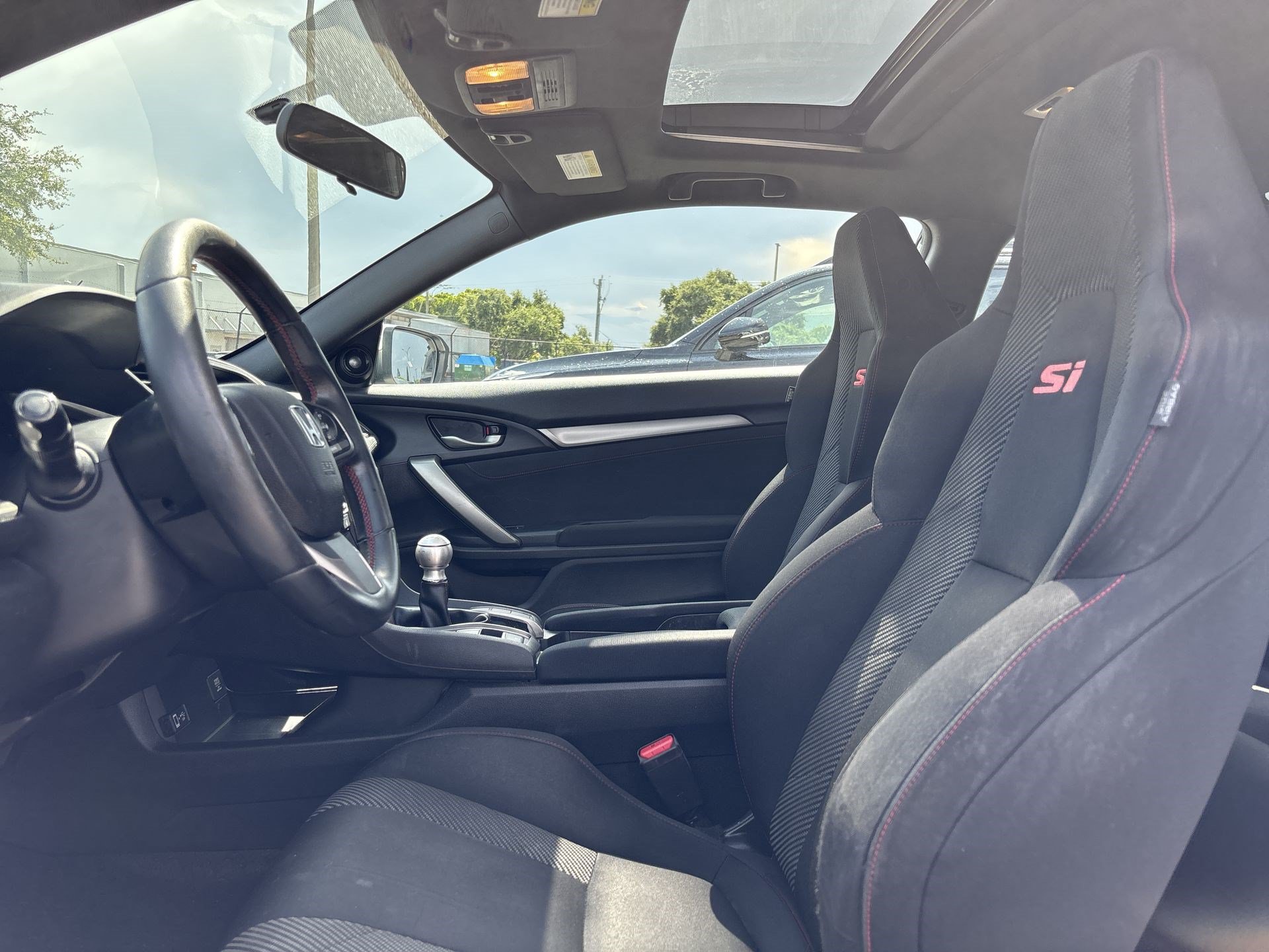 Used 2018 Honda Civic Si image 13