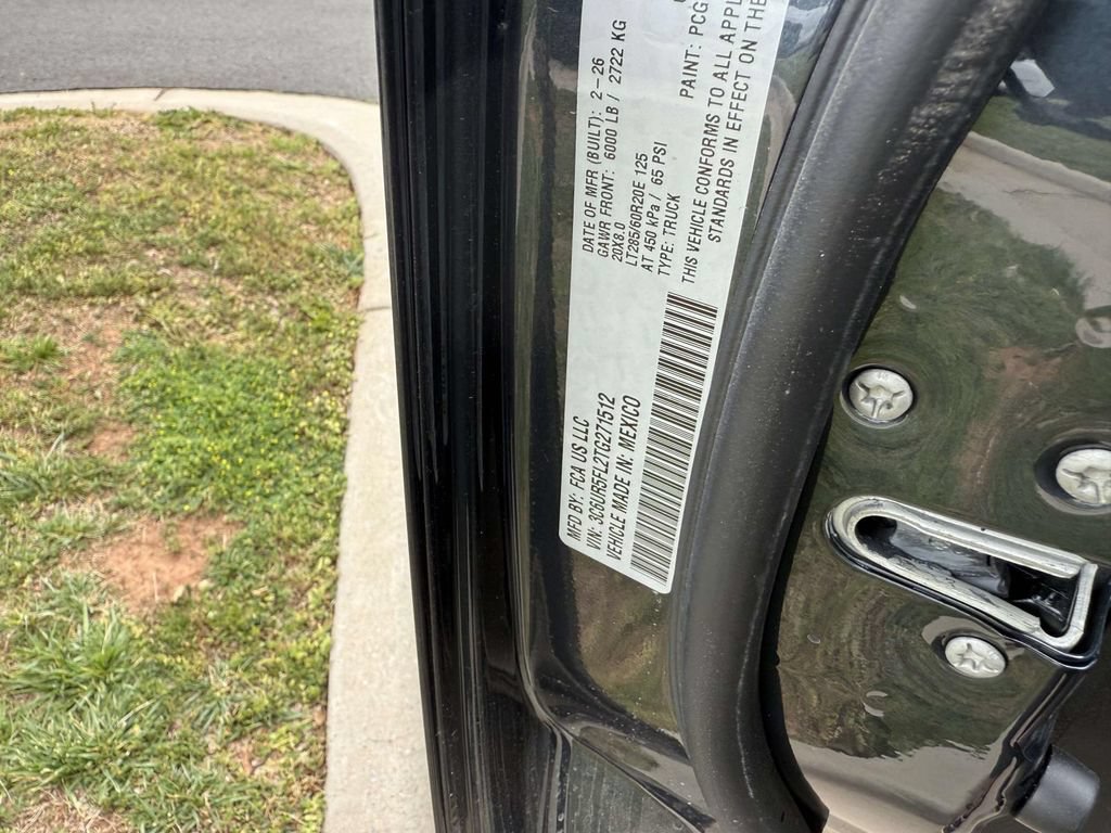 New 2026 RAM 2500 Laramie AWD/4WD image 34