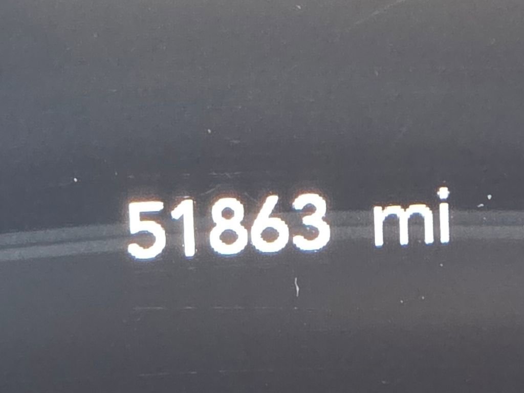 Used 2022 Chrysler Pacifica Touring-L image 25