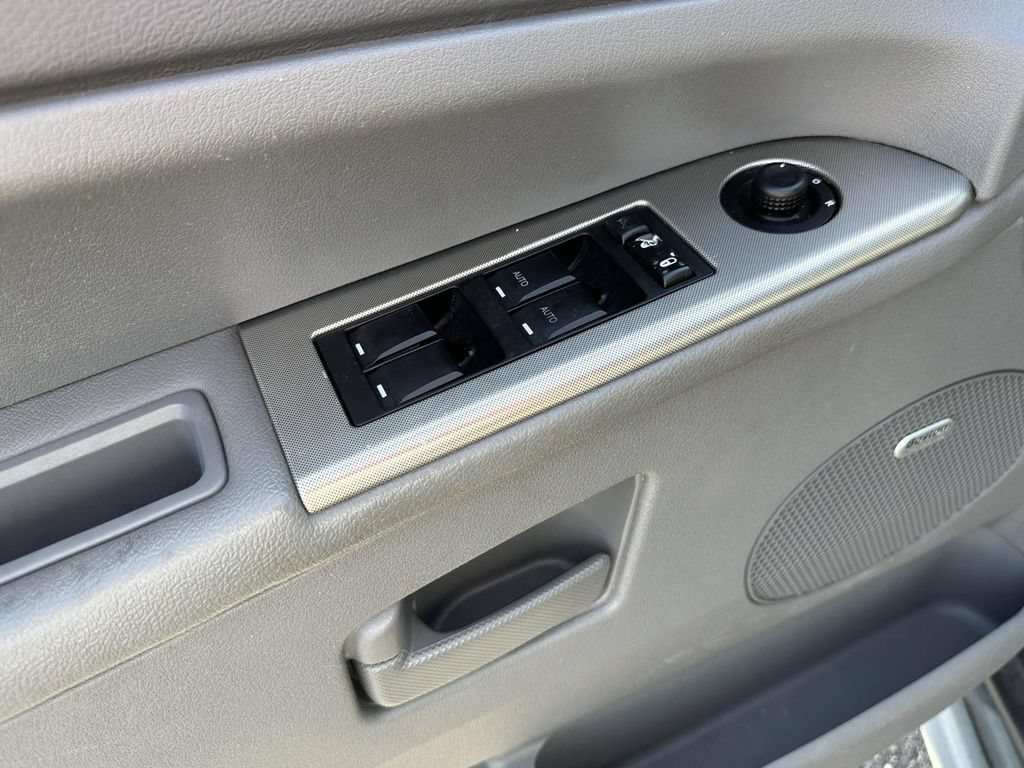 Used 2007 Jeep Grand Cherokee Laredo AWD/4WD image 18