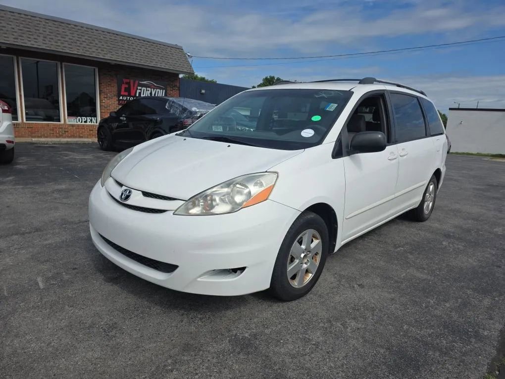 Used 2008 Toyota Sienna LE